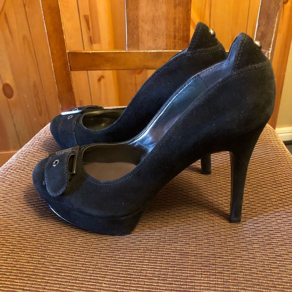 Guess heels